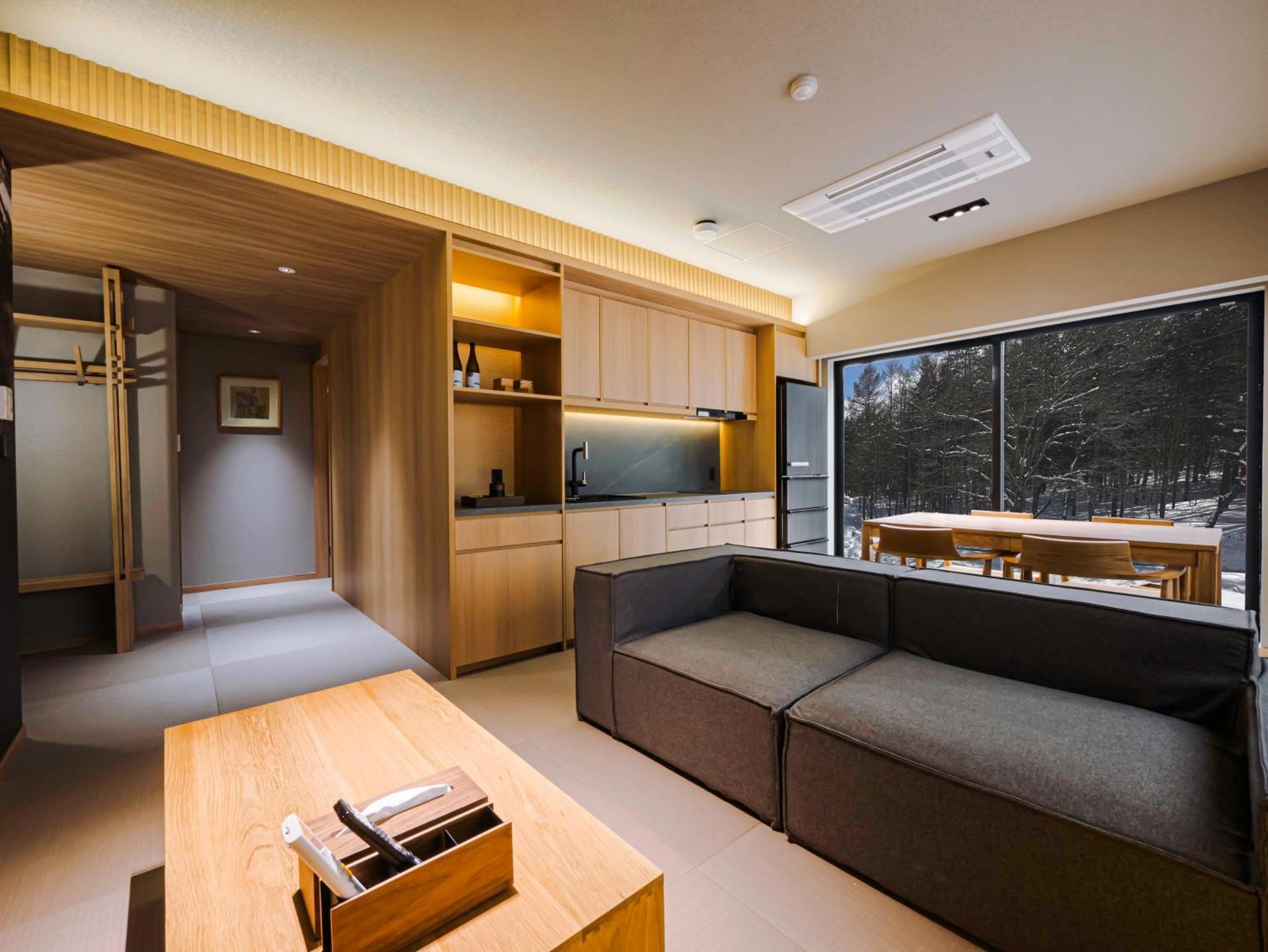 Ski Inn Hakuba, Iwatake Exterior photo
